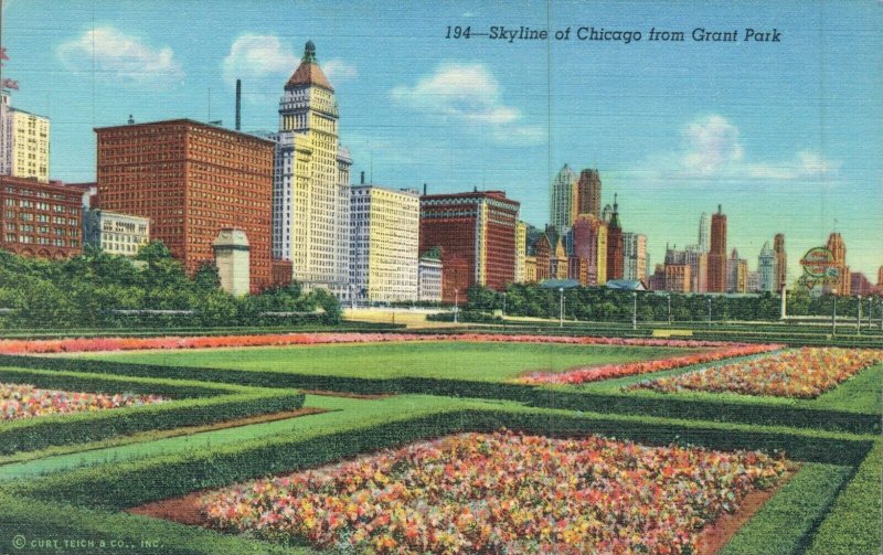 USA Skyline of Chicago from Grant Park 04.60