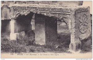 Les Alyscamps, Un Tombeau Merovingien, Arles (Bouches-du-Rhône), France, 190...