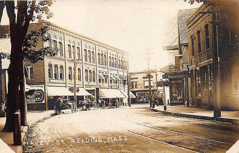 Reading MA Haven Street Storefronts Trolley Tracks Horse & Wagons RPPC Postcard