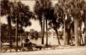 Florida River Scene Waterfront Homes Palms 1942 Seaford DE Jester Postcard Z15