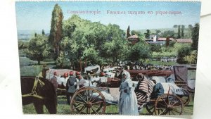 Constantinople Turkish Women having a Picnic Vtg Postcard c1910 Turkey Istanbul