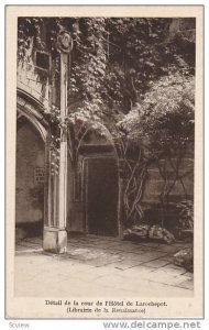 Beaune , France , 00-10s ; Detail de la cour de l'Hotel de Larochepot, Librai...