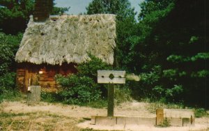 Vintage Postcard Thatched House Pioneer's Village Forest River Park Salem