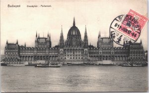 Hungary Budapest Parliament Building Vintage Postcard 09.40