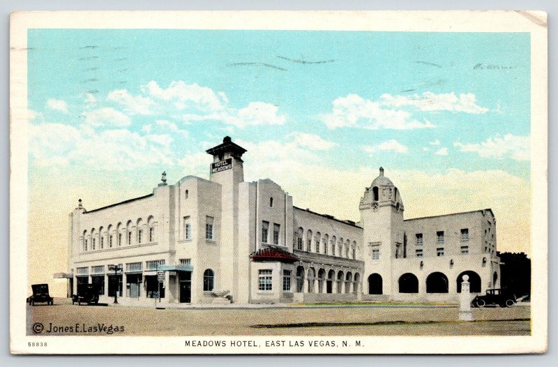 East Las Vegas New Mexico~Meadows Hotel~Vintage Cars~Lamp Posts~1929 Postcard 