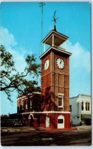 GEORGETOWN, South Carolina SC   OLD MARKET & TOWN HALL  ca1950s  Postcard