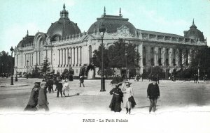 Paris France, Le Petit Palais Museum Of Fine Arts People Vintage Postcard