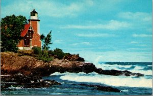 Vtg 1960s Eagle Harbor Light House on Great Lake Superior Michigan MI Postcard