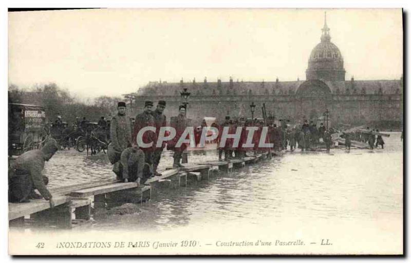 Postcard Old Army Floods of Paris January 1910 Construction & # 39A bridge