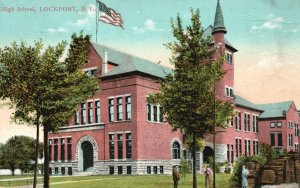 Vintage Postcard 1908 High School Building Lockport New York N.Y.