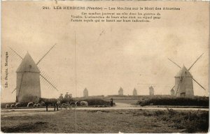 CPA Les Herbiers - Les Moulins sur le Mont des Alouettes (112642)