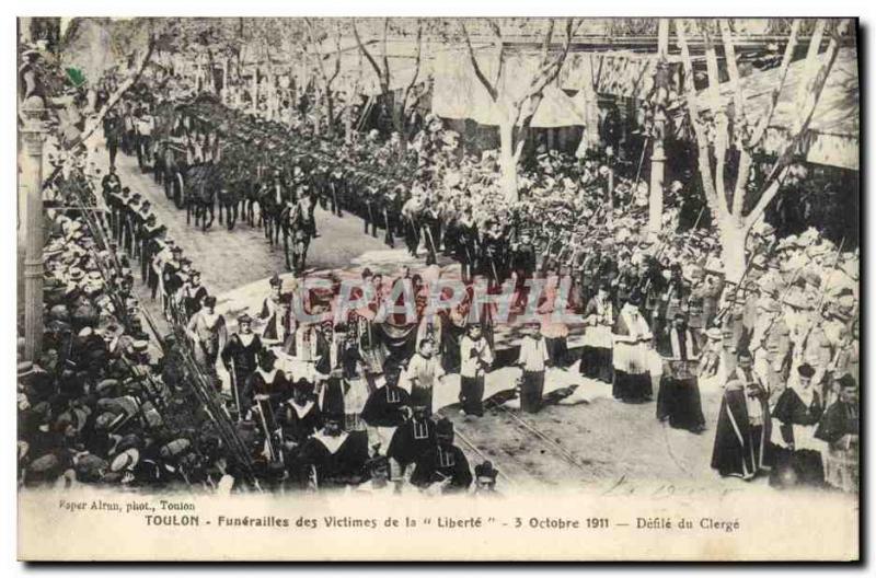 Old Postcard Toulon Funerals of victims of the clergy Liberte Defile