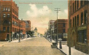 North Dakota Grand Forks Hotel Fenwick Third Street American Postcard 22-6844