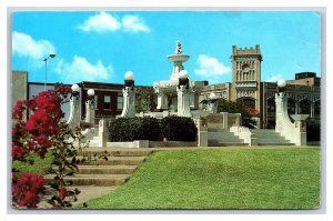 Fountain on the Plaza Paris Texas TX UNP Chrome Postcard S10