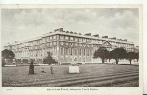Middlesex Postcard - South-East Front - Hampton Court Palace - Ref TZ10153