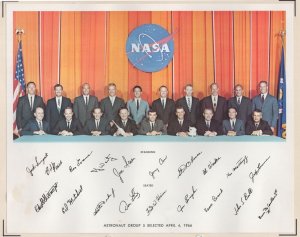 NASA 1966 Astronaut Group 5 Official 10x8 Printed Signed Photo & More