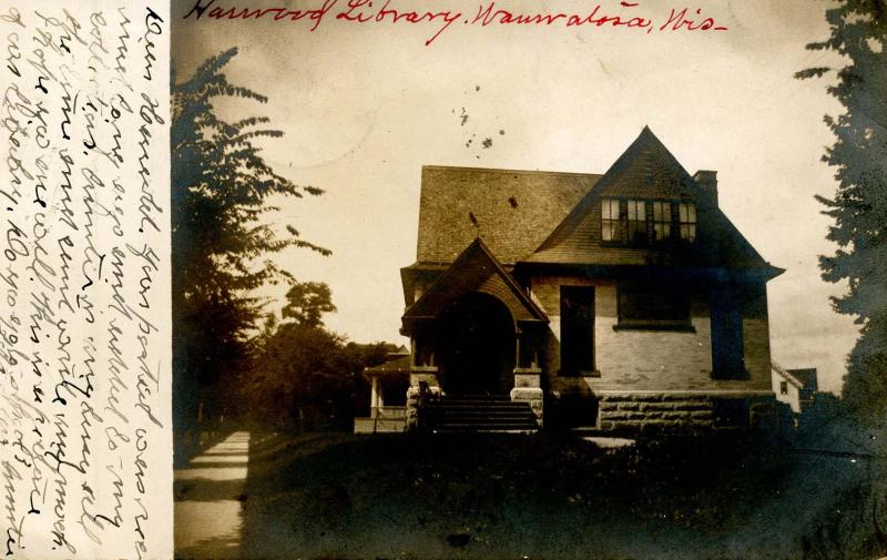 WI - Wauwatosa. Harwood Library (1907-1957).    *RPPC    