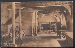 Lincolnshire Postcard - Kitchen, Old Town Hall, Boston   T5184