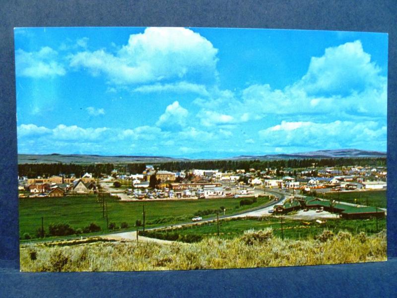 Postcard WY Pinedale View of Town