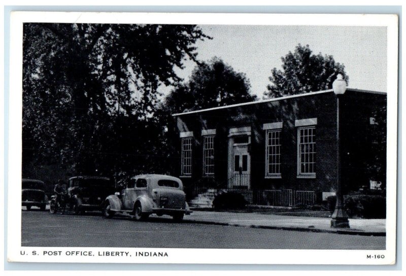 c1940 US Post Office Exterior Building Liberty Indiana Vintage Antique Postcard