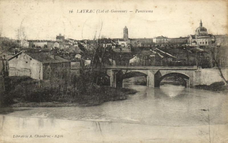 CPA LAYRAC Panorama Lot et Garonne (100647)