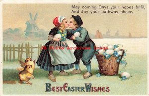 Easter, IAP No 2262-1, Ellen Clapsaddle, Dutch Children Kiss while Holding Eggs