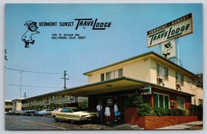 Roadside~Hollywood California~Vermont Sunset Travelodge~Sign~Cars~1950s Postcard