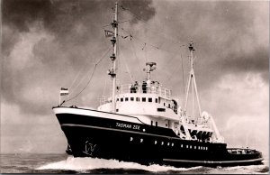 Mt Tasman Zee L. Smit & Co's Internationale Sleepdienst Tug Boat Ship RPPC C018