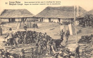 Belgian Congo Natives Gather Wood for heating Steamers Ethnic postcard B981