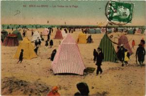 CPA MALO-les-BAINS - Les Tentes sur la Plage (512930)