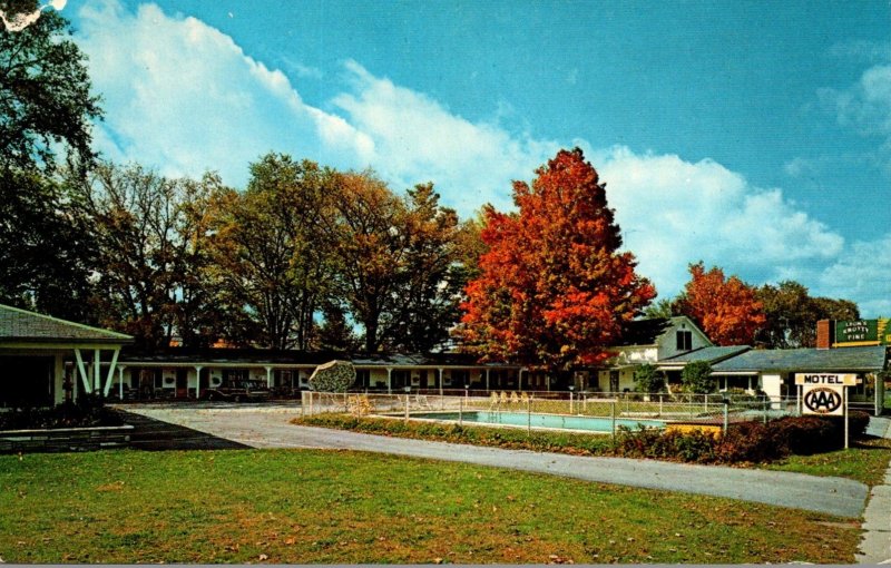 Vermont Northside Bennington Leon's Knotty Pine Motel