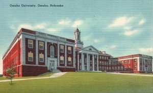 Vintage Postcard 1930's The University of Omaha Nebraska Municipal College NE