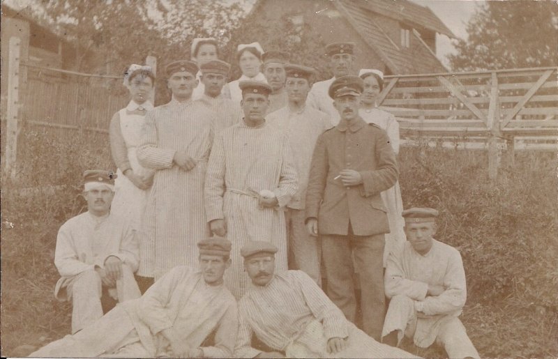 RPPC WWI Germany, Field Hospital, Nurses, Wounded Soldiers, Doctor 1916 Feldpost