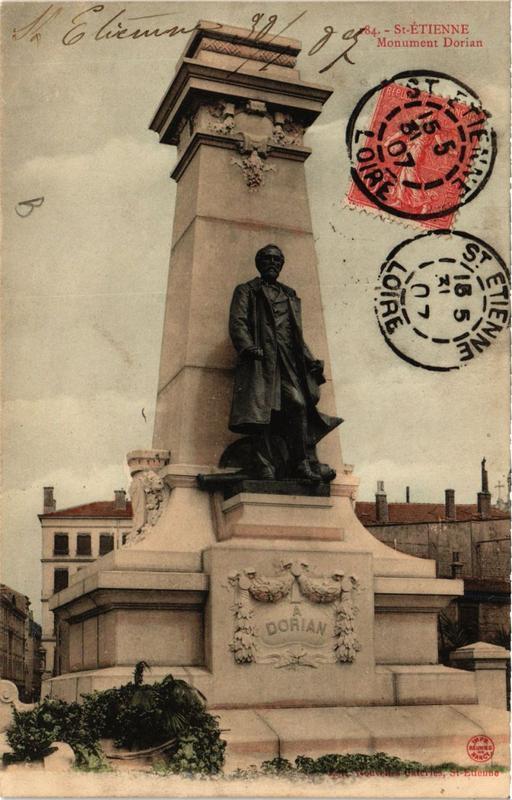 CPA St-ÉTIENNE Monument Dorian (665432)