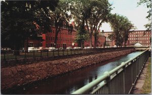 Lucy Larcom Parkway Merrimac Mills Lowell Massachusetts Chrome Postcard C080