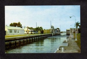 FL US Lock #1 Hurrican Gate Moore Haven Florida Postcard