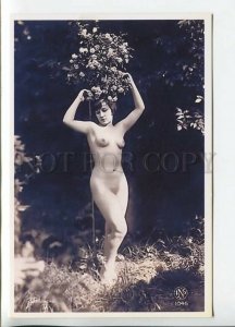 449549 nude girl posing in the garden Modern card