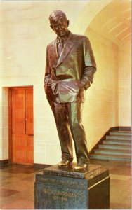 postcard Will Rogers Memorial - bronze statue Claremore Oklahoma