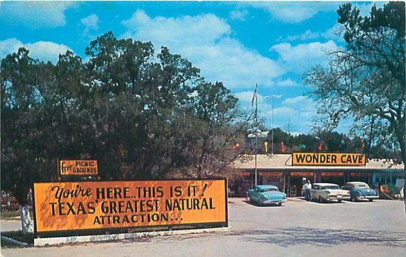 SAN MARCOS TEXAS WONDER CAVE ENTRANCE POSTCARD c1950s CARS ROADSIDE ATTRACTION