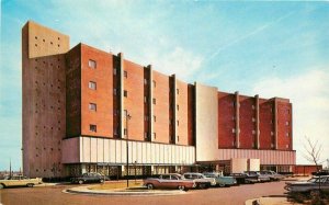 Oklahoma City Oklahoma Baptist Memorial Hospital Autos Postcard 21-12368