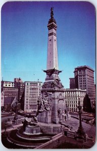 VINTAGE POSTCARD SOLDIERS' AND SAILORS' MONUMENT AT INDIANPOLIS INDIANA 1950