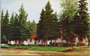 Manville's Cabins Waskesiu Prince Albert National Park Saskatchewan Postcard H40