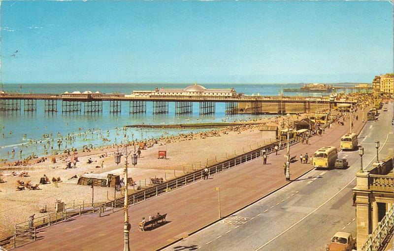 uk10762 promenade and pier brighton uk