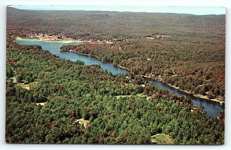 1960s OLD FORGE NEW YORK CHANNEL OLD FORGE POND FIRST LAKE CHROME POSTCARD P932