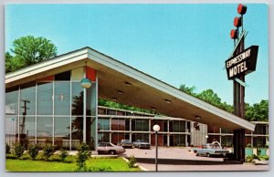 Nashville Tennessee~Expressway Motel Roadside Entrance View~Vintage Postcard