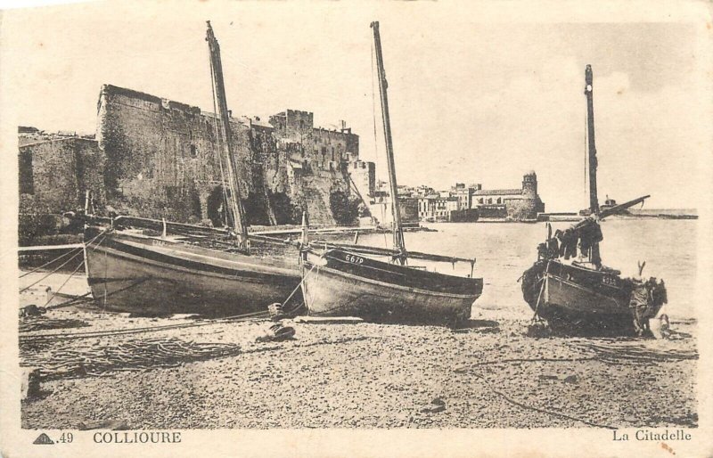 Navigation & sailing themed old postcard Collioure castle sailboat