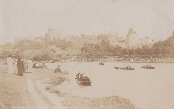 Rowing Boats in Summer Fashion Windsor Castle Berkshire Old Real Photo Postcard