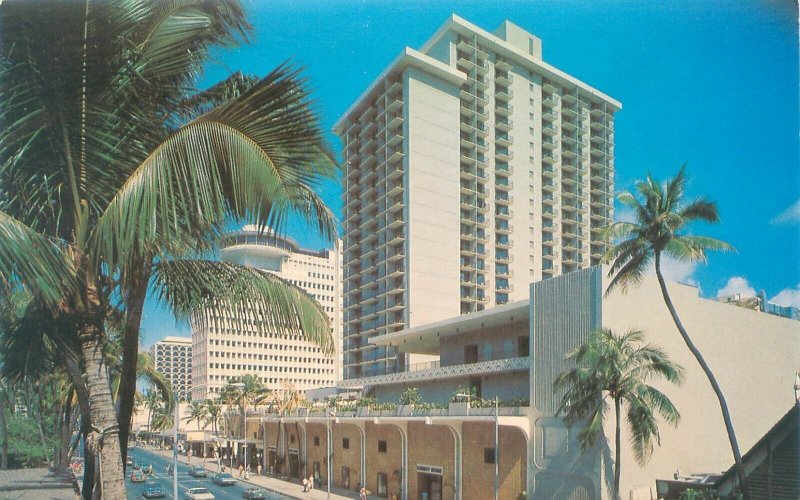 Waikiki Oahu Hawaii Beachcomber Hotel, Palm Tree  Vintage Chrome Postcard Unused