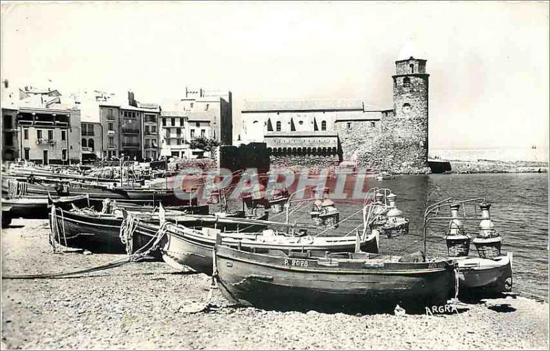 Modern Postcard Collioure PO 1389 Port Boat