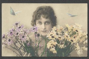 PPC #G179* GOOD POSTCARD WOMAN W/FLOWERS TINTED POSTED